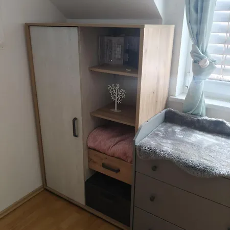 Elly Ljubljana Senozeti